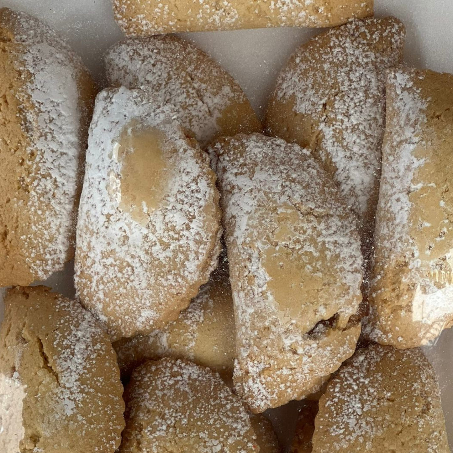 biscotti-mezzelune-marmellata-albicocca